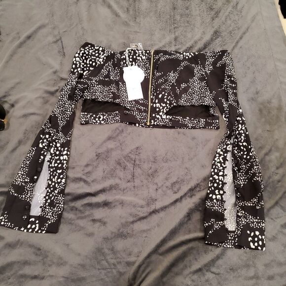 Sexy White Closet crop top****top only**** - Picture 4 of 8